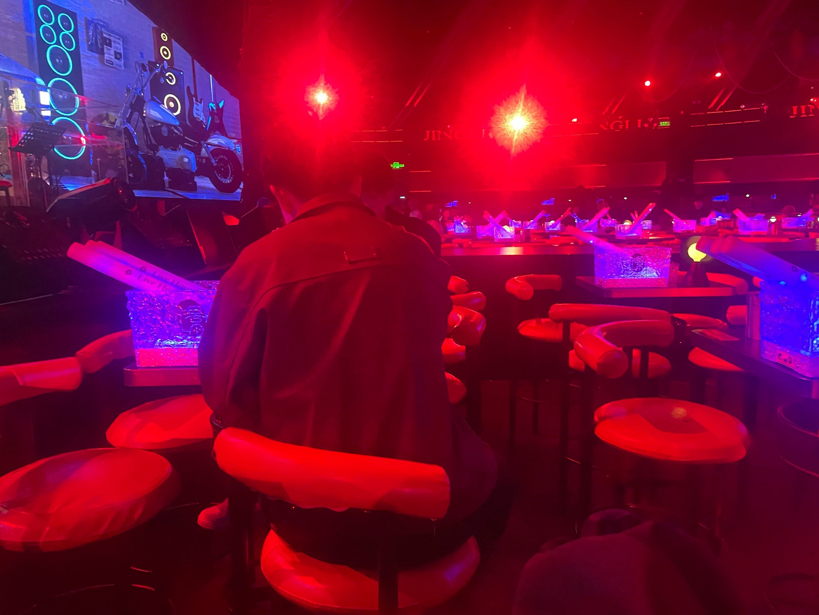 成都商务KTV是不是好？-锦江区ktv预定